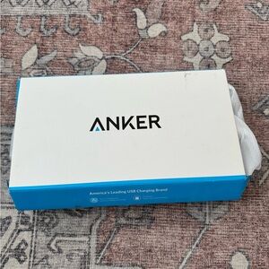 ANKER PowerPort Solar Lite